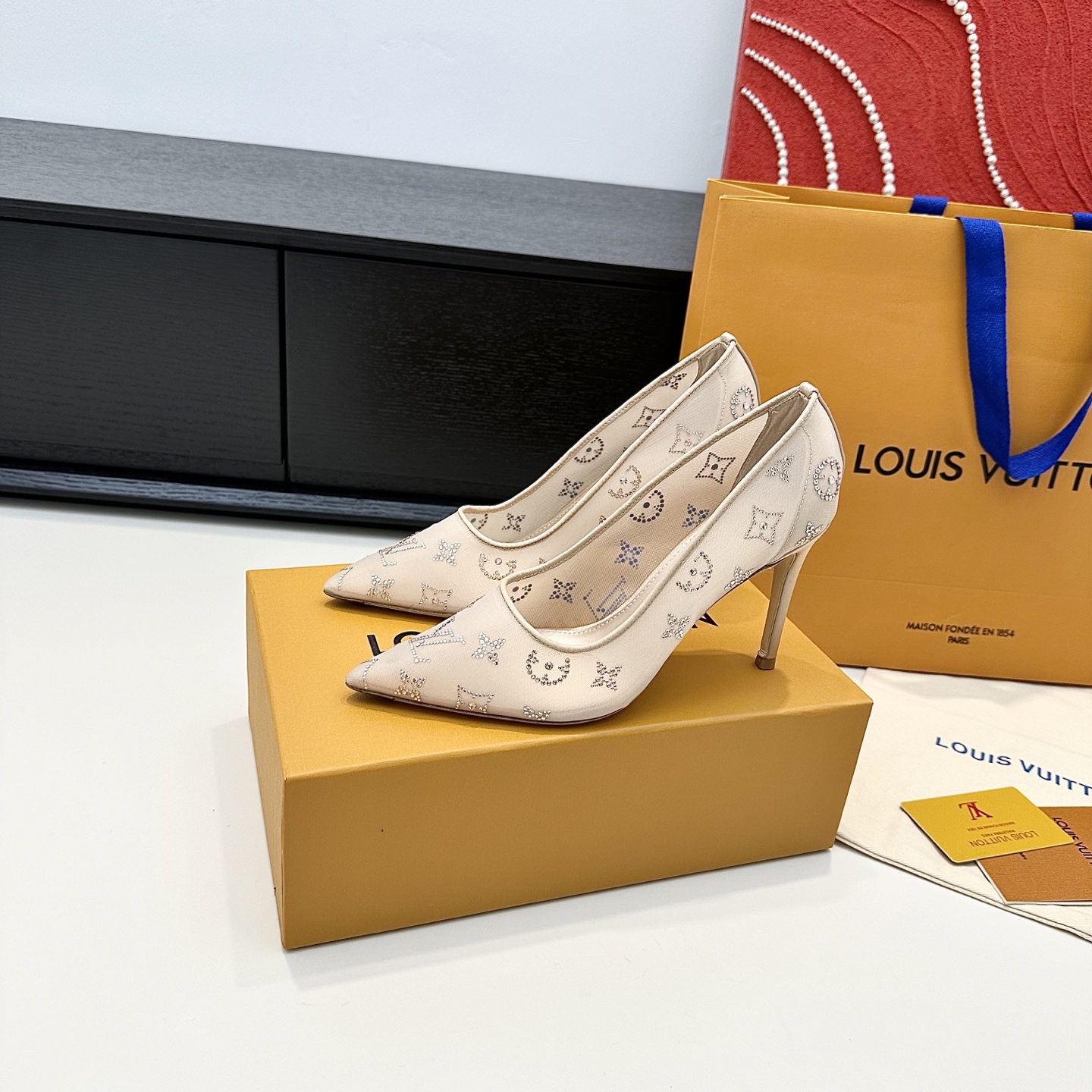 Women's high heels